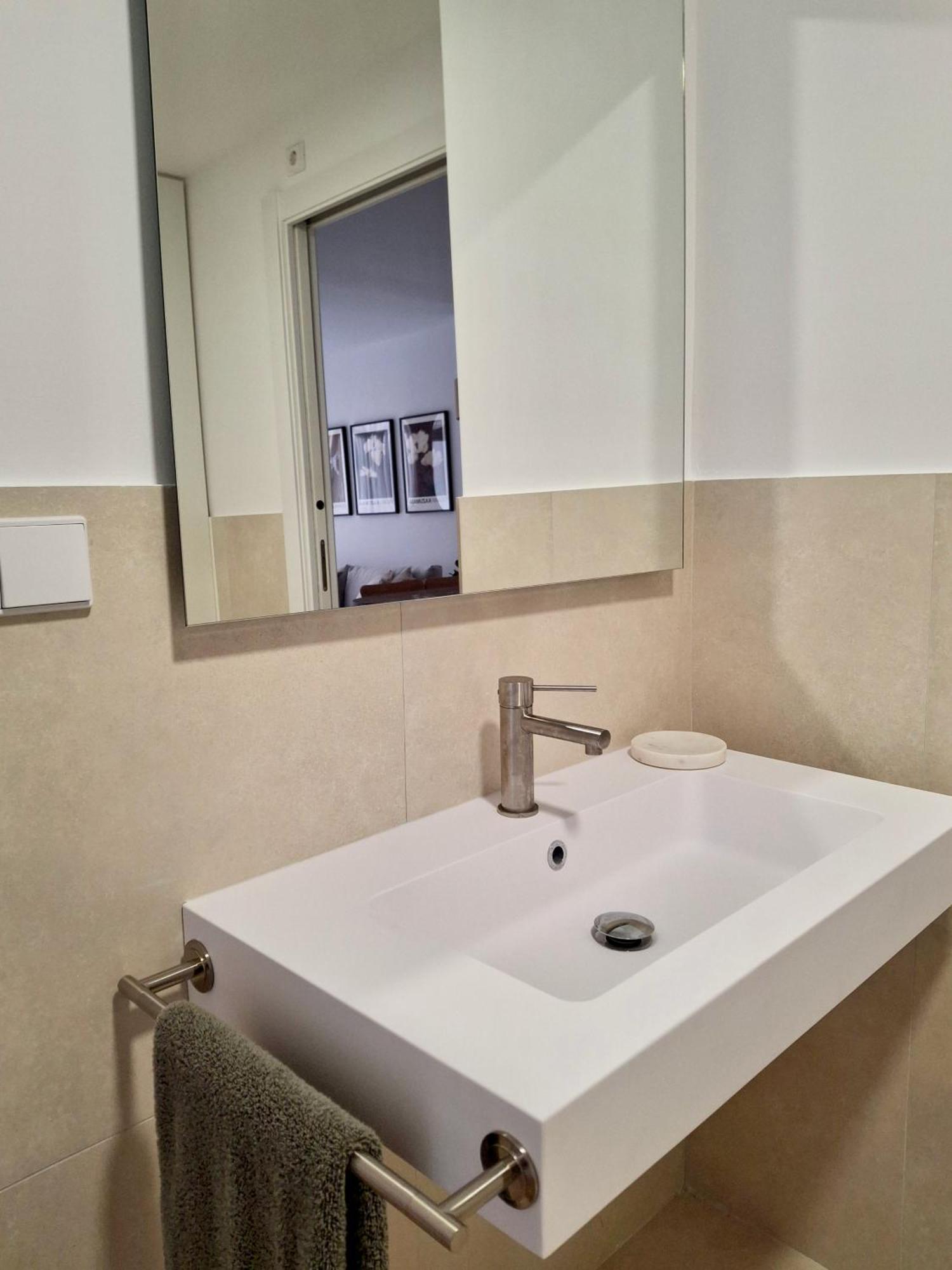 Bonito Apartamento De 2 Habitaciones Cerca De La Estacion Joaquin Sorolla Valencie Exteriér fotografie